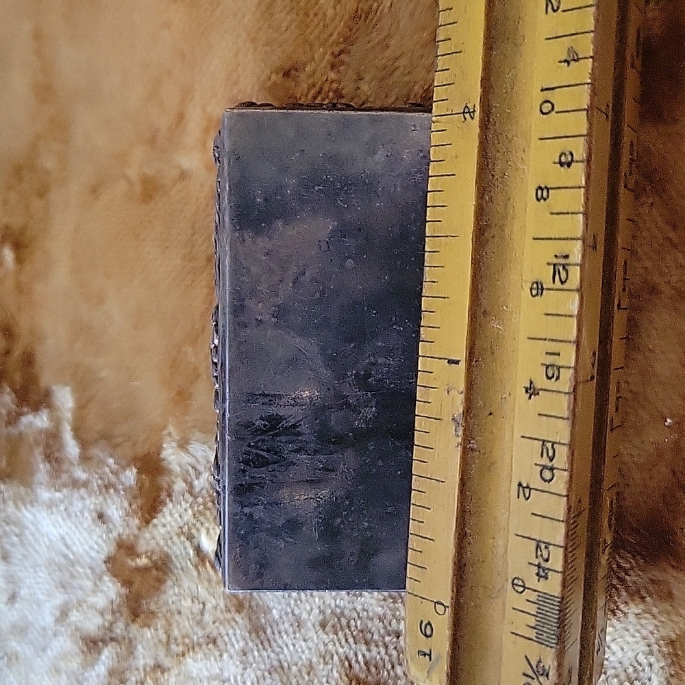 Silver 2 sided pillbox - Picture 6 of 13